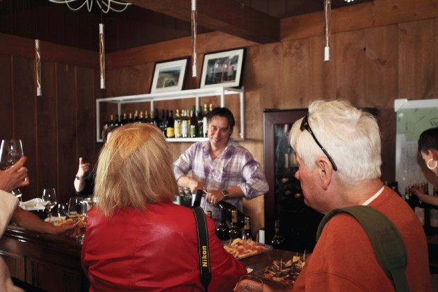 vieni-tasting-room-gallery-maurizio